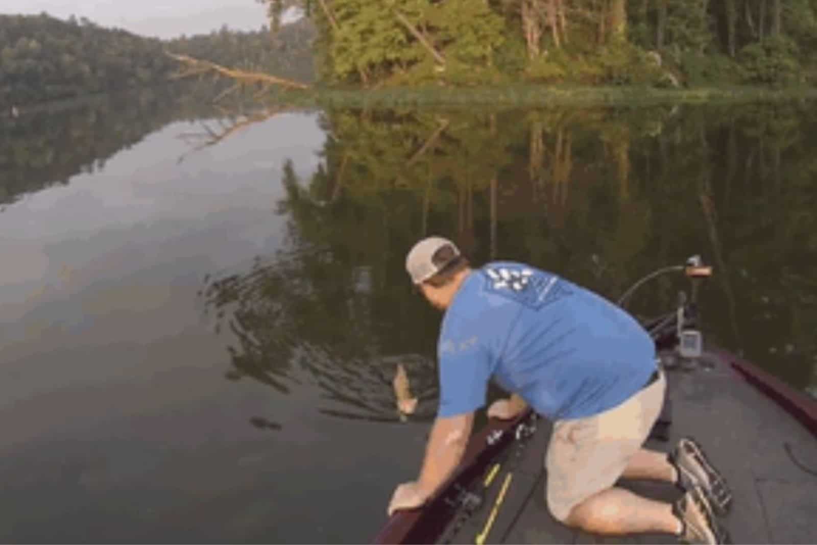 a guy rescues abandoned kittens on a fishing trip